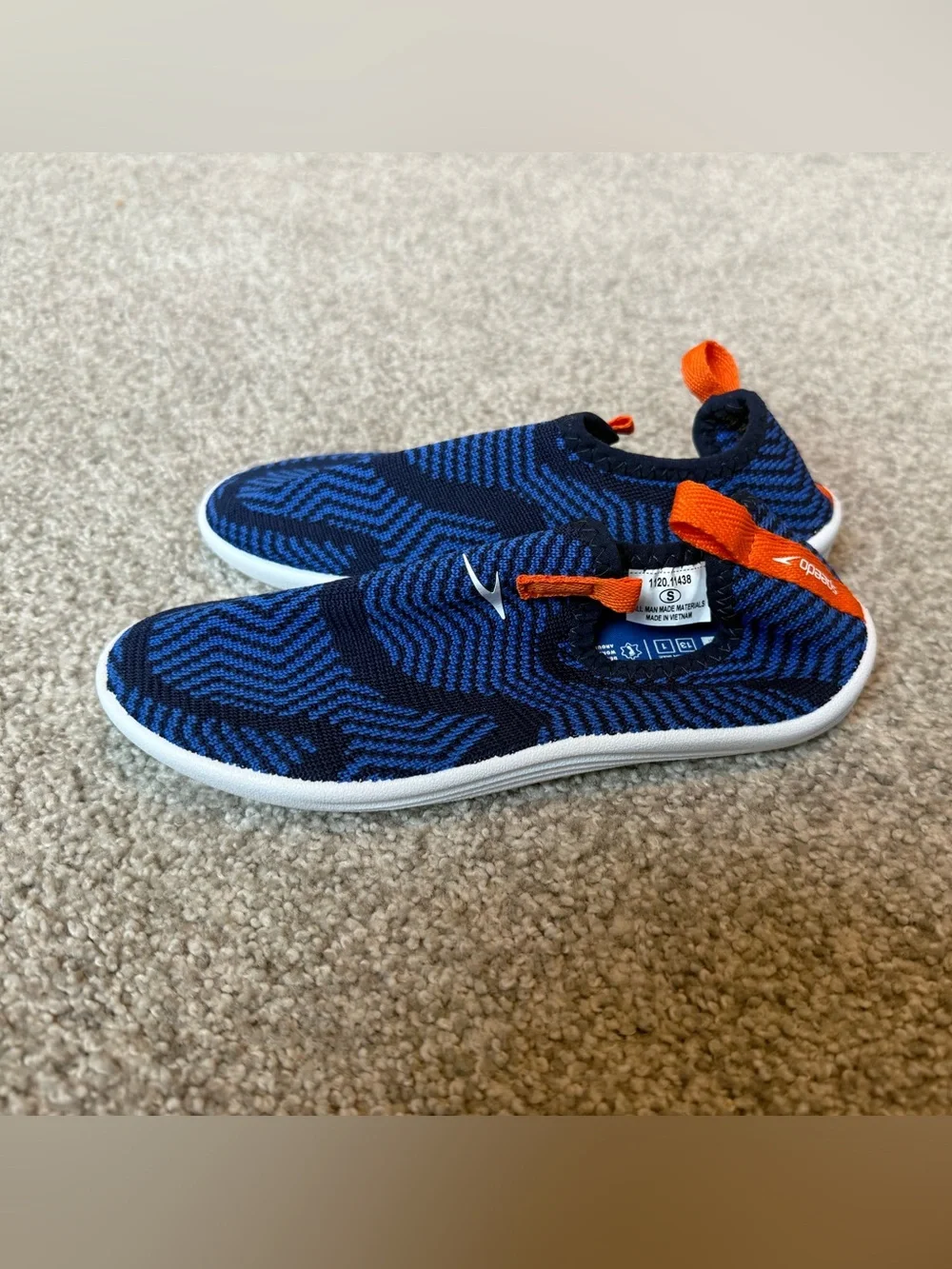Speedo Kids Navy Blue and Orange Slip-On Water Shoes. Size Small S Junior 13 1